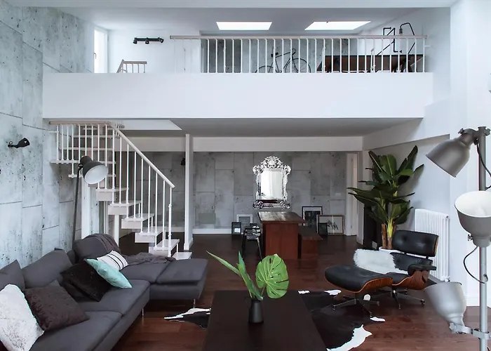 Industia Loft